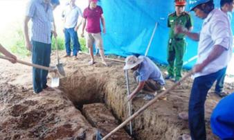 Thi thể nữ kế toán nguyên vẹn sau 6 năm chôn cất: Những bất thường cần lý giải Thi thể nữ kế toán nguyên vẹn sau 6 năm chôn cất: Những bất thường cần lý giải