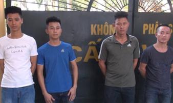 Vác 2 khẩu súng đi trả thù, bắn 5 phát đạn về phía đối thủ và cái kết Vác 2 khẩu súng đi trả thù, bắn 5 phát đạn về phía đối thủ và cái kết