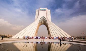 Kiến trúc đẹp ngỡ ngàng của Iran - một đối thủ đáng gờm trong trận cầu World Cup đêm nay Kiến trúc đẹp ngỡ ngàng của Iran - một đối thủ đáng gờm trong trận cầu World Cup đêm nay
