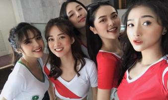 Khi các hot girl tham gia bình luận World cup: Xinh đẹp, nóng bỏng nhưng hổng kiến thức nên trở thành trò cười cho bao người Khi các hot girl tham gia bình luận World cup: Xinh đẹp, nóng bỏng nhưng hổng kiến thức nên trở thành trò cười cho bao người