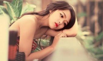Gặp lại chàng trai năm ấy từng theo đuổi, tôi bất ngờ vì hoàn cảnh của anh Gặp lại chàng trai năm ấy từng theo đuổi, tôi bất ngờ vì hoàn cảnh của anh