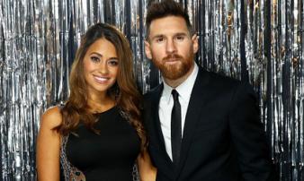 Lionel Messi - chàng cầu thủ biết yêu từ năm... 9 tuổi nhưng từ đó đến nay đã 22 năm chỉ chung thủy với duy nhất một người Lionel Messi - chàng cầu thủ biết yêu từ năm... 9 tuổi nhưng từ đó đến nay đã 22 năm chỉ chung thủy với duy nhất một người