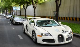 Siêu xe triệu USD của ông Đặng Lê Nguyên Vũ nối đuôi trên phố SG Siêu xe triệu USD của ông Đặng Lê Nguyên Vũ nối đuôi trên phố SG