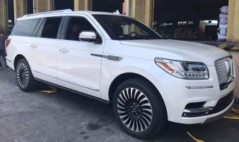 Lincoln Navigator 'L' về Việt Nam giá hơn 9 tỷ đồng Lincoln Navigator 'L' về Việt Nam giá hơn 9 tỷ đồng