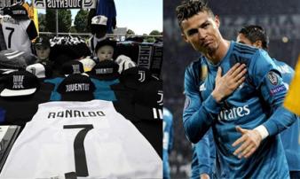 “Siêu bom tấn” Ronaldo: Chê “núi tiền” Trung Quốc, Juventus đã bán áo CR7 “Siêu bom tấn” Ronaldo: Chê “núi tiền” Trung Quốc, Juventus đã bán áo CR7