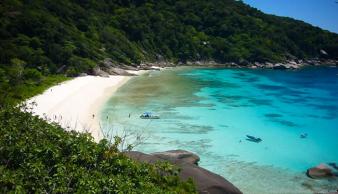 Nha Trang và Cát Bà lọt top những hòn đảo đẹp nhất Đông Nam Á Nha Trang và Cát Bà lọt top những hòn đảo đẹp nhất Đông Nam Á