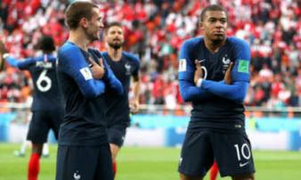 Bán kết World Cup: Tứ đại siêu sao mơ lật đổ Ronaldo, thiết lập kỷ nguyên mới Bán kết World Cup: Tứ đại siêu sao mơ lật đổ Ronaldo, thiết lập kỷ nguyên mới