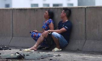 Tiếng khóc xé lòng khi thai phụ 6 tháng mắc kẹt trong xe khách bị cháy rụi ở Hà Nội Tiếng khóc xé lòng khi thai phụ 6 tháng mắc kẹt trong xe khách bị cháy rụi ở Hà Nội