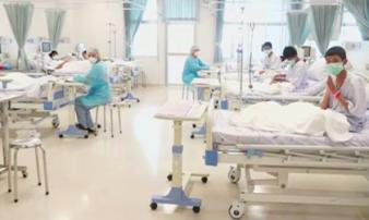 Những cầu thủ nhí bước khỏi hang và đối diện tương lai vô thừa nhận Những cầu thủ nhí bước khỏi hang và đối diện tương lai vô thừa nhận