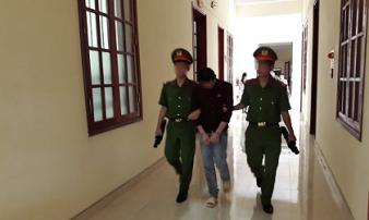 Bản án cho thanh niên 17 tuổi 'hại đời' bé gái 11 tuổi dẫn đến có bầu Bản án cho thanh niên 17 tuổi 'hại đời' bé gái 11 tuổi dẫn đến có bầu