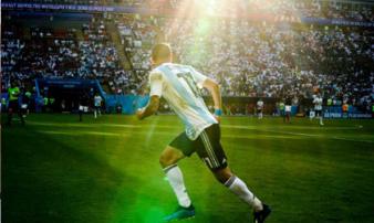 30 bức ảnh đẹp nhất tại World Cup 2018 30 bức ảnh đẹp nhất tại World Cup 2018