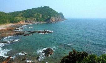 Tạm quên Hạ Long đi, đây mới là hòn đảo đáng đến ở Quảng Ninh, đã đẹp lại rẻ Tạm quên Hạ Long đi, đây mới là hòn đảo đáng đến ở Quảng Ninh, đã đẹp lại rẻ