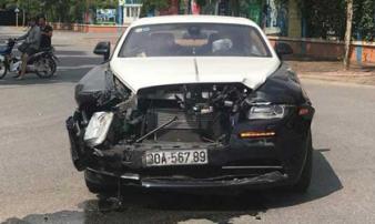 Người điều khiển Rolls-Royce trên 20 tỷ “biển khủng” bị tai nạn là ai? Người điều khiển Rolls-Royce trên 20 tỷ “biển khủng” bị tai nạn là ai?