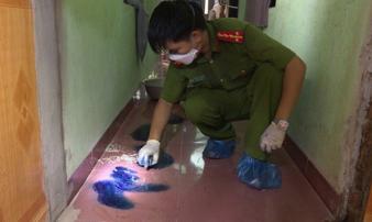 Vụ vợ chồng bị sát hại trong đêm ở Hưng Yên: Hai con chó to xích sau nhà không sủa Vụ vợ chồng bị sát hại trong đêm ở Hưng Yên: Hai con chó to xích sau nhà không sủa