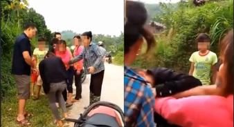 Vợ đưa cả nhà đi đánh ghen còn hô hào cả 2 con nhỏ vào đánh bồ nhí của chồng Vợ đưa cả nhà đi đánh ghen còn hô hào cả 2 con nhỏ vào đánh bồ nhí của chồng