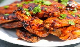 Cách làm gà nướng mật ong kiểu này chín xong là ăn hết ngay Cách làm gà nướng mật ong kiểu này chín xong là ăn hết ngay