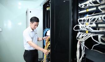 Chuyển SIM 11 số thành 10 số: Tại sao không nên sửa danh bạ vào lúc này? Chuyển SIM 11 số thành 10 số: Tại sao không nên sửa danh bạ vào lúc này?