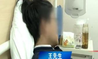 Thói quen “chết người” dân văn phòng dễ mắc, vì nó chàng trai 28 tuổi đã phải cấp cứu Thói quen “chết người” dân văn phòng dễ mắc, vì nó chàng trai 28 tuổi đã phải cấp cứu
