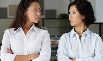 Mẹ chồng nói con trai chưa từng phải làm việc nhà, nàng dâu đáp trả khiến bà cứng họng Mẹ chồng nói con trai chưa từng phải làm việc nhà, nàng dâu đáp trả khiến bà cứng họng