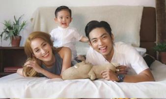 Chuyện ít biết về Khánh Thi - Phan Hiển: Mối nhân duyên cô - trò lạ lùng nhất showbiz Việt Chuyện ít biết về Khánh Thi - Phan Hiển: Mối nhân duyên cô - trò lạ lùng nhất showbiz Việt