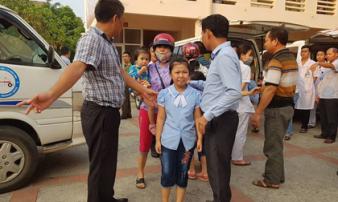 Vụ hàng trăm học sinh ở Ninh Bình nghi ngộ độc: 'Ruốc gà có mùi kinh lắm con không ăn' Vụ hàng trăm học sinh ở Ninh Bình nghi ngộ độc: 'Ruốc gà có mùi kinh lắm con không ăn'