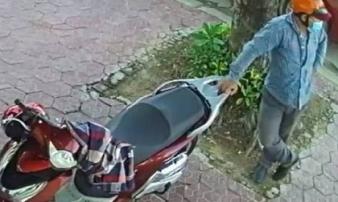 Đôi nam nữ trình báo bị cướp xe SH ở vùng ven TP.HCM Đôi nam nữ trình báo bị cướp xe SH ở vùng ven TP.HCM