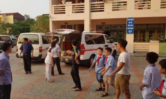 Truy xuất, kiểm tra cơ sở giết mổ cung cấp thịt gà khiến 352 học sinh ở Ninh Bình ngộ độc Truy xuất, kiểm tra cơ sở giết mổ cung cấp thịt gà khiến 352 học sinh ở Ninh Bình ngộ độc