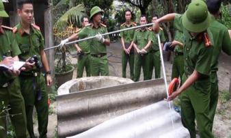 Bất thường vụ bé trai 2 tuổi bị ném xuống giếng sau tiếng tri hô bắt cóc của người mẹ Bất thường vụ bé trai 2 tuổi bị ném xuống giếng sau tiếng tri hô bắt cóc của người mẹ