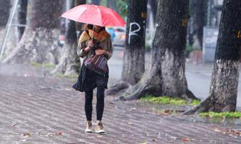 Hà Nội 'đẹp lạ' trong ngày gió lạnh đầu mùa tràn về Hà Nội 'đẹp lạ' trong ngày gió lạnh đầu mùa tràn về