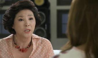 Vứt lại số tiền 200 triệu, tôi bước ra khỏi nhà trong sự căm hờn của mẹ anh Vứt lại số tiền 200 triệu, tôi bước ra khỏi nhà trong sự căm hờn của mẹ anh