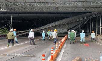 Sập giàn giáo thi công đầu hầm Thủ Thiêm, chưa rõ thương vong Sập giàn giáo thi công đầu hầm Thủ Thiêm, chưa rõ thương vong