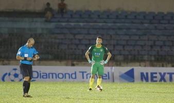 Bùi Tiến Dũng sai lầm, đừng đùa với HLV Park Hang Seo! Bùi Tiến Dũng sai lầm, đừng đùa với HLV Park Hang Seo!