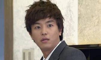 Hí hửng vào nhà nghỉ “nối lại tình xưa” với bồ cũ, chồng chết lặng khi nhìn phòng kế bên Hí hửng vào nhà nghỉ “nối lại tình xưa” với bồ cũ, chồng chết lặng khi nhìn phòng kế bên