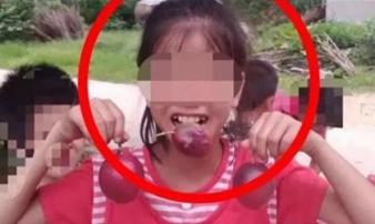 Đau lòng phát hiện thi thể bé gái 10 tuổi bị chôn dưới đám cỏ, hung thủ lại là người không ai ngờ tới Đau lòng phát hiện thi thể bé gái 10 tuổi bị chôn dưới đám cỏ, hung thủ lại là người không ai ngờ tới