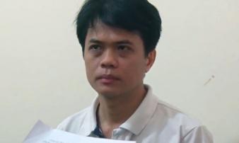 Bắt cán bộ ngân hàng lừa đảo chiếm đoạt hơn 20 tỉ để đánh bạc Bắt cán bộ ngân hàng lừa đảo chiếm đoạt hơn 20 tỉ để đánh bạc