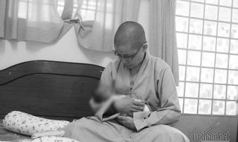 Chuyện bất ngờ ở ngôi nhà trong hẻm Sài Gòn Chuyện bất ngờ ở ngôi nhà trong hẻm Sài Gòn