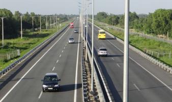 Những lưu ý đặc biệt quan trọng khi lái xe trên cao tốc để hạn chế rủi ro Những lưu ý đặc biệt quan trọng khi lái xe trên cao tốc để hạn chế rủi ro