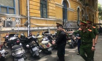 Nam đầu bếp đâm bạn nhậu tử vong Nam đầu bếp đâm bạn nhậu tử vong
