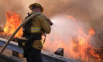 Cháy rừng thảm khốc nhất lịch sử California, 44 người chết Cháy rừng thảm khốc nhất lịch sử California, 44 người chết