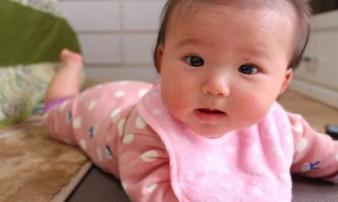 Con suy thận tại bà, người mẹ gào khóc “Thiếu hiểu biết còn sợ hơn bệnh tật” Con suy thận tại bà, người mẹ gào khóc “Thiếu hiểu biết còn sợ hơn bệnh tật”