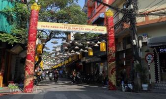 Giữa Hà Nội bỗng có 'con đường nón lá' hút hàng nghìn du khách Giữa Hà Nội bỗng có 'con đường nón lá' hút hàng nghìn du khách