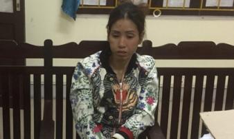 Nữ quái ở Vinh bị bắt cùng 2 bánh heroin và 8 nghìn viên ma tuý Nữ quái ở Vinh bị bắt cùng 2 bánh heroin và 8 nghìn viên ma tuý