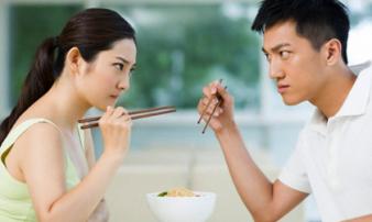 Kể chuyện sếp nuôi bồ nhí trẻ đẹp như mộng, chồng giật mình khi nghe lời đáp trả từ vợ Kể chuyện sếp nuôi bồ nhí trẻ đẹp như mộng, chồng giật mình khi nghe lời đáp trả từ vợ