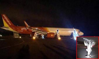 Máy bay Vietjet Air bị rơi lốp: Ai là người cuối cùng rời máy bay? Máy bay Vietjet Air bị rơi lốp: Ai là người cuối cùng rời máy bay?