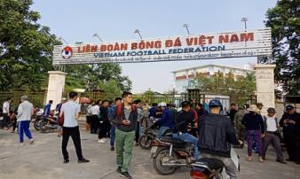 VFF tiếp tục bán vé online trận chung kết Việt Nam - Malaysia, mỗi người được mua 2 vé VFF tiếp tục bán vé online trận chung kết Việt Nam - Malaysia, mỗi người được mua 2 vé