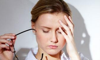 Chủ quan với cơn đau đầu bạn có nguy cơ đột quỵ ở tuổi 20 Chủ quan với cơn đau đầu bạn có nguy cơ đột quỵ ở tuổi 20