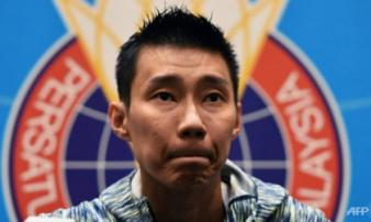 “Tử thần” ung thư gọi tên: Lee Chong Wei đổ gục, bật khóc và bất động “Tử thần” ung thư gọi tên: Lee Chong Wei đổ gục, bật khóc và bất động