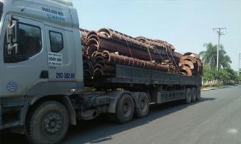 'Ác mộng' của tài xế container: Dừng đèn đỏ cũng tranh thủ ngủ bù 'Ác mộng' của tài xế container: Dừng đèn đỏ cũng tranh thủ ngủ bù