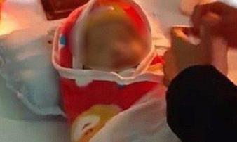 Chưa phát hiện sai sót trong quá trình tiêm vắc xin khiến bé 2 tuổi ở Hà Nội tử vong Chưa phát hiện sai sót trong quá trình tiêm vắc xin khiến bé 2 tuổi ở Hà Nội tử vong