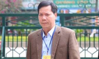 Vụ chạy thận 9 người chết: Cựu giám đốc bệnh viện đau đớn trước tòa Vụ chạy thận 9 người chết: Cựu giám đốc bệnh viện đau đớn trước tòa